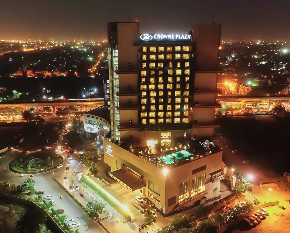 Crowne Plaza New Delhi Rohini, an IHG Hotel, hotell i New Delhi