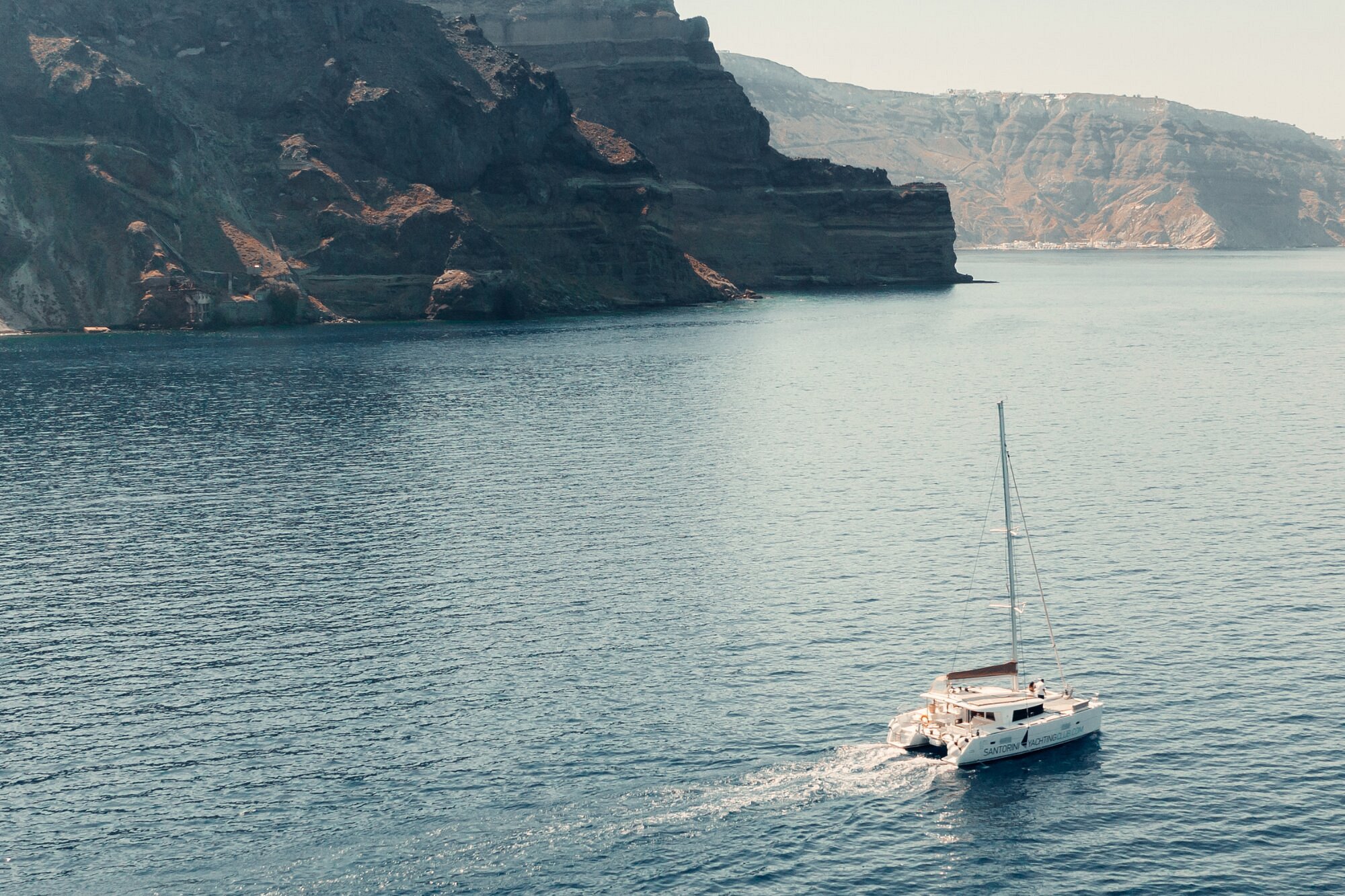 yachting club santorini