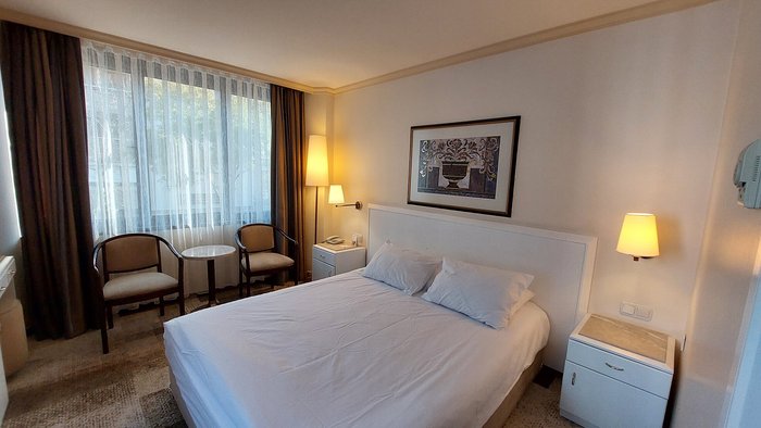 Class Hotel Rooms: Pictures & Reviews - Tripadvisor