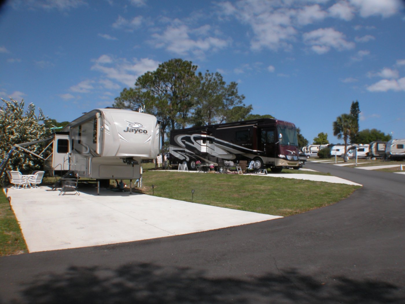 FISHERMAN'S COVE RV PARK & RESORT - Campground Reviews (Tavares, FL)