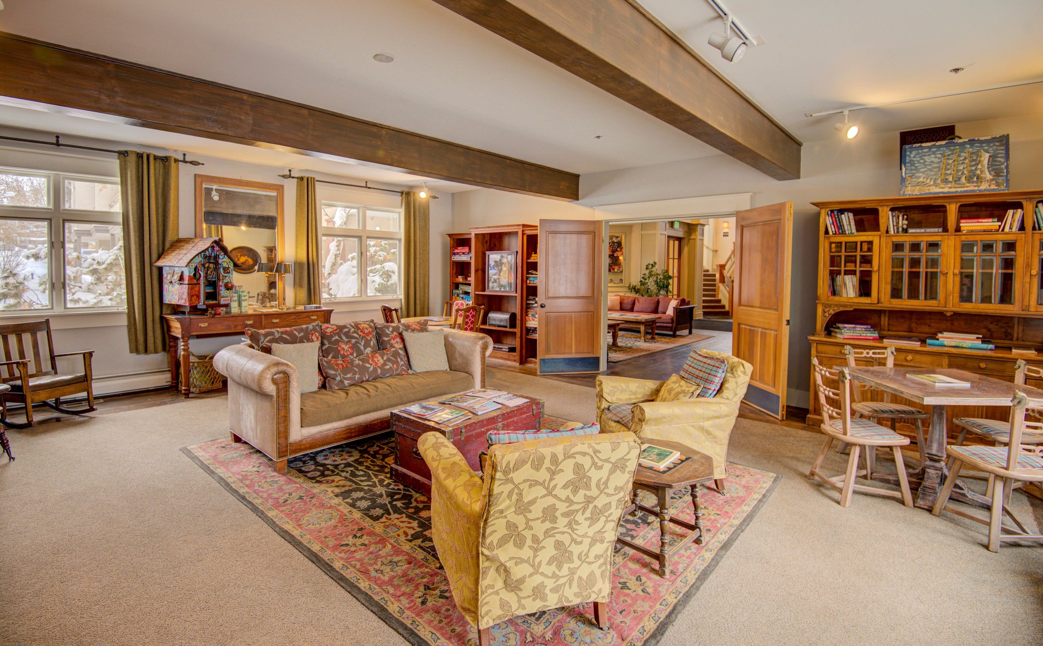 Hotel McCall by null