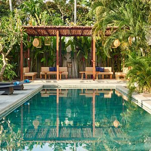 KU Villas in Lombok, image may contain: Villa, Backyard, Hotel, Resort