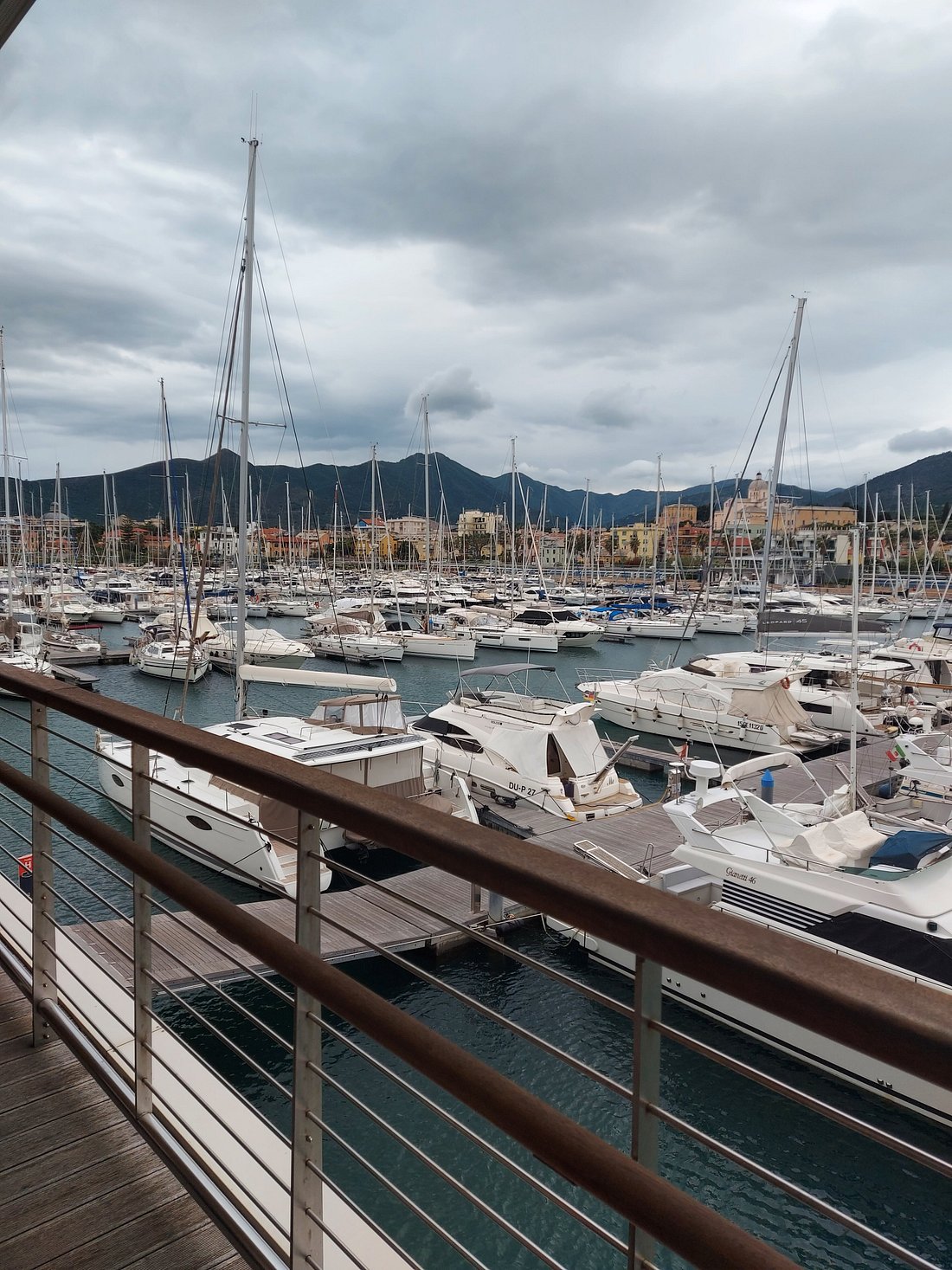 marina yacht club loano