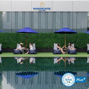 Pool Side - Mandarin Hotel Bangkok