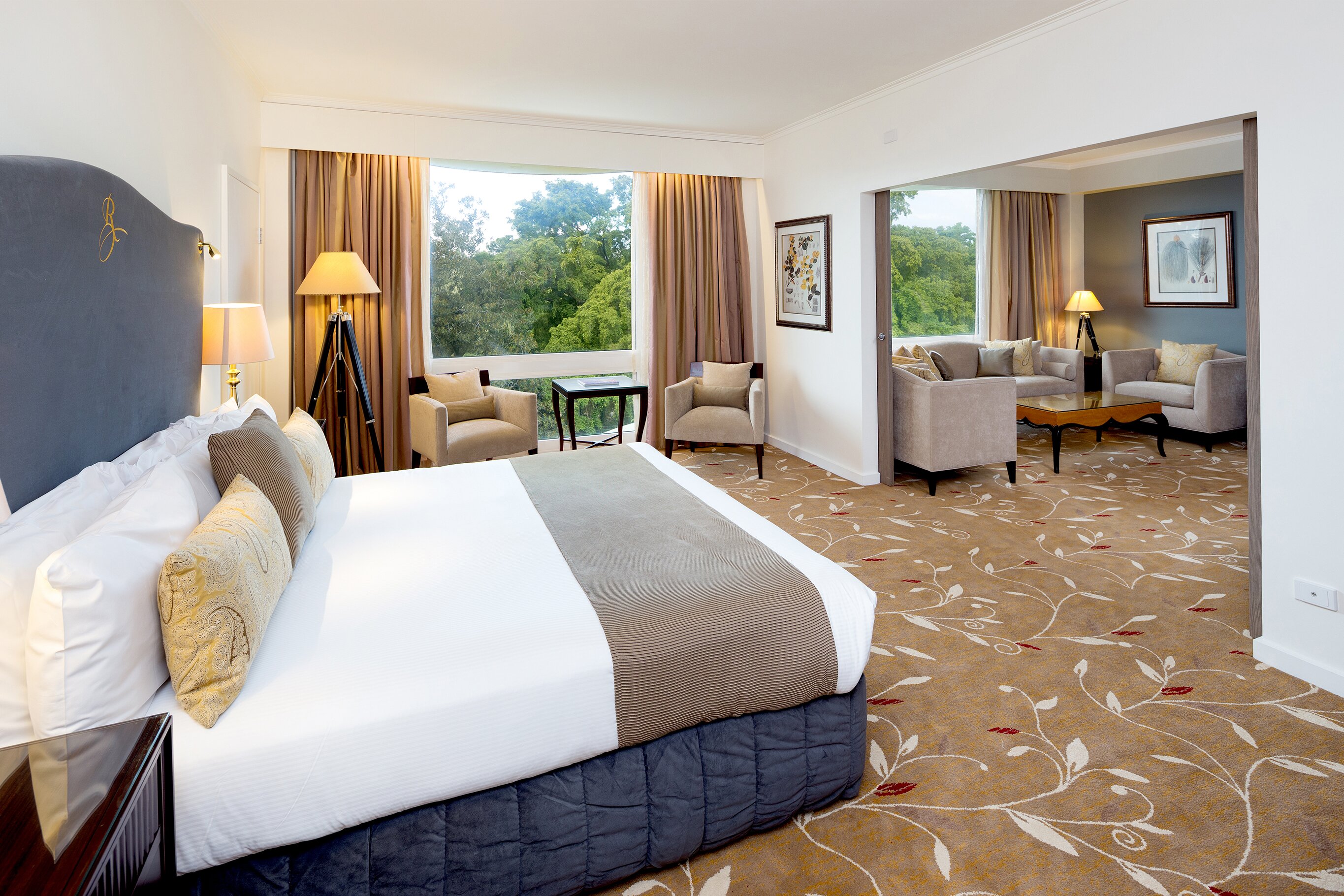 ROYAL ON THE PARK HOTEL & SUITES - Updated 2022 (Brisbane, Australia)