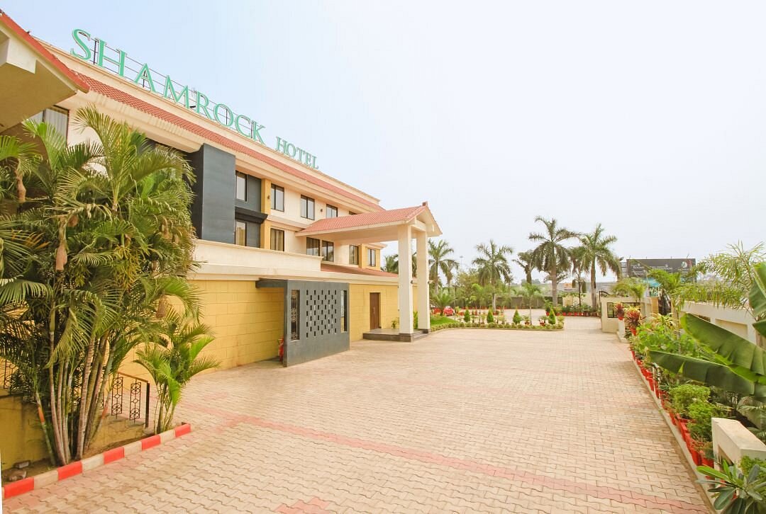 HOTEL SHAMROCK GREENS, Raipur, Chhattisgarh (₹̶ ̶5̶,̶2̶1̶3̶) ₹ 4,717  Reviews & Photos
