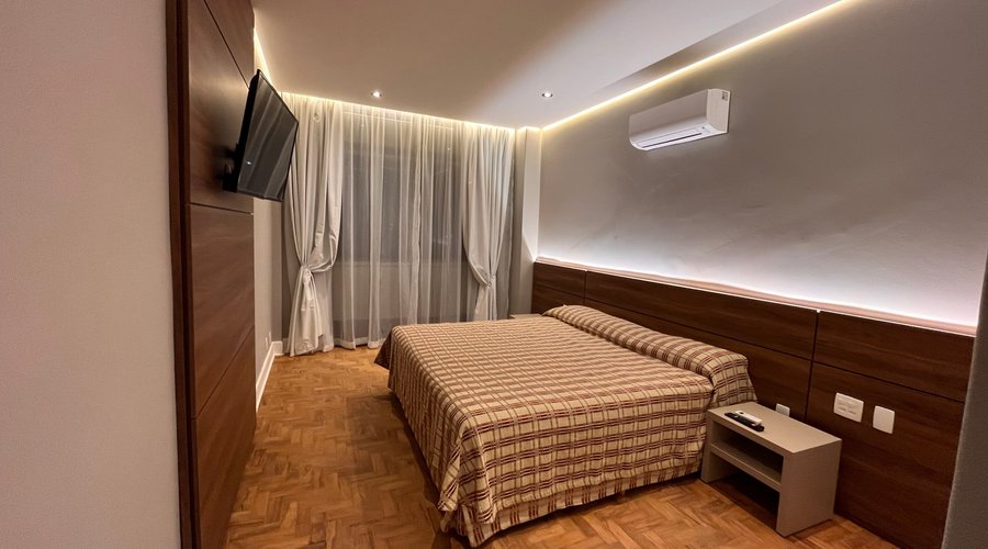 Apartamento Casal King com Varanda 