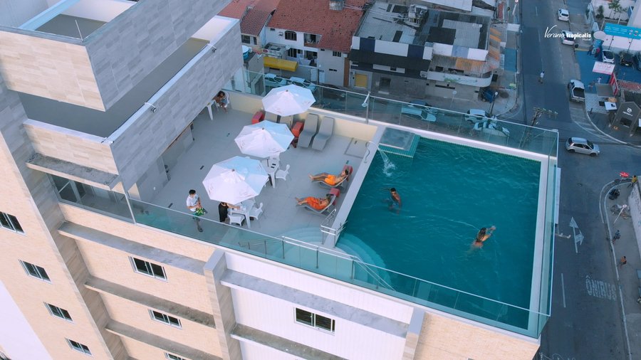 Piscina aérea do seu hotel em Maceió