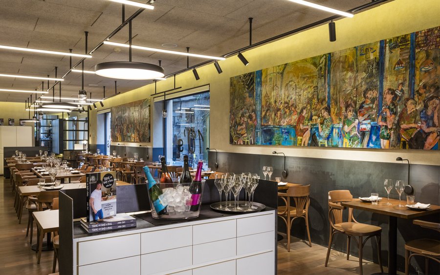 Ten's Tapas Restaurant by Jordi Cruz