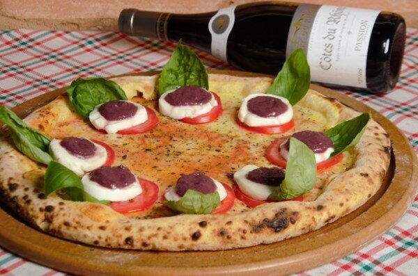 Pizza Caprese