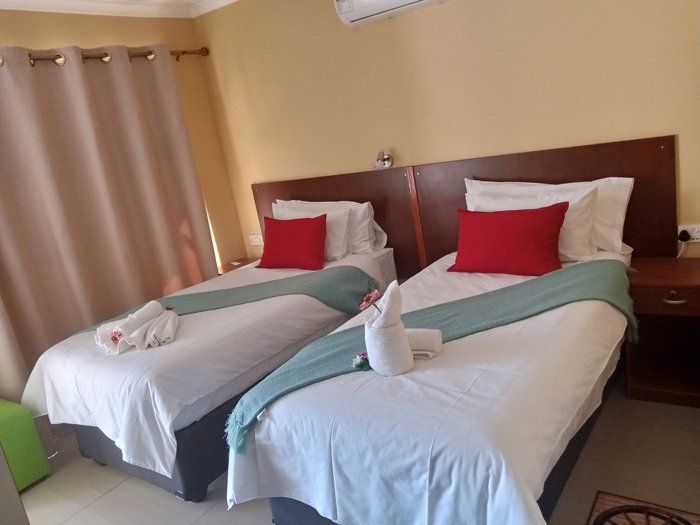 IMPOVU GUEST HOUSE $36 ($̶5̶3̶) - Prices & Hotel Reviews - Kasane, Botswana