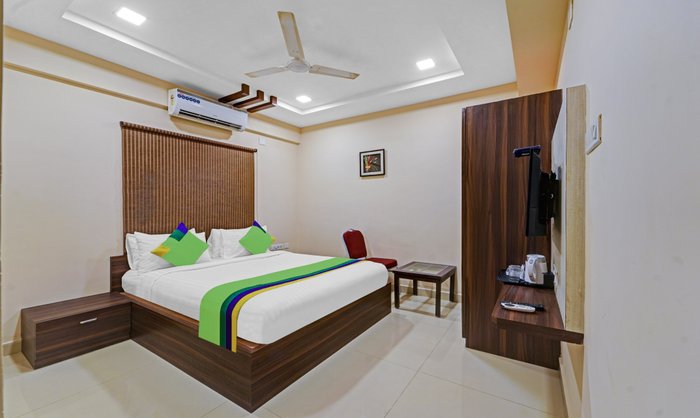 TREEBO TREND AADVIK SAI RESIDENCY - Prices & Hotel Reviews