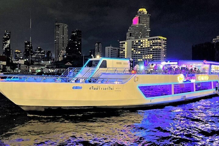 One Piece's 'Going Merry' cruises Chao Phraya this weekend