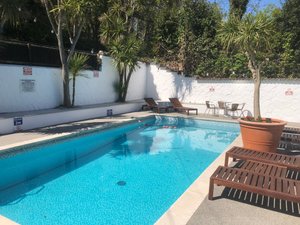 Pool & Beach