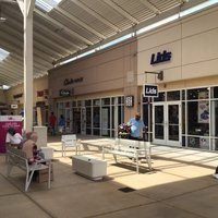 Chicago Premium Outlets (2025) - All You Need to Know BEFORE You Go