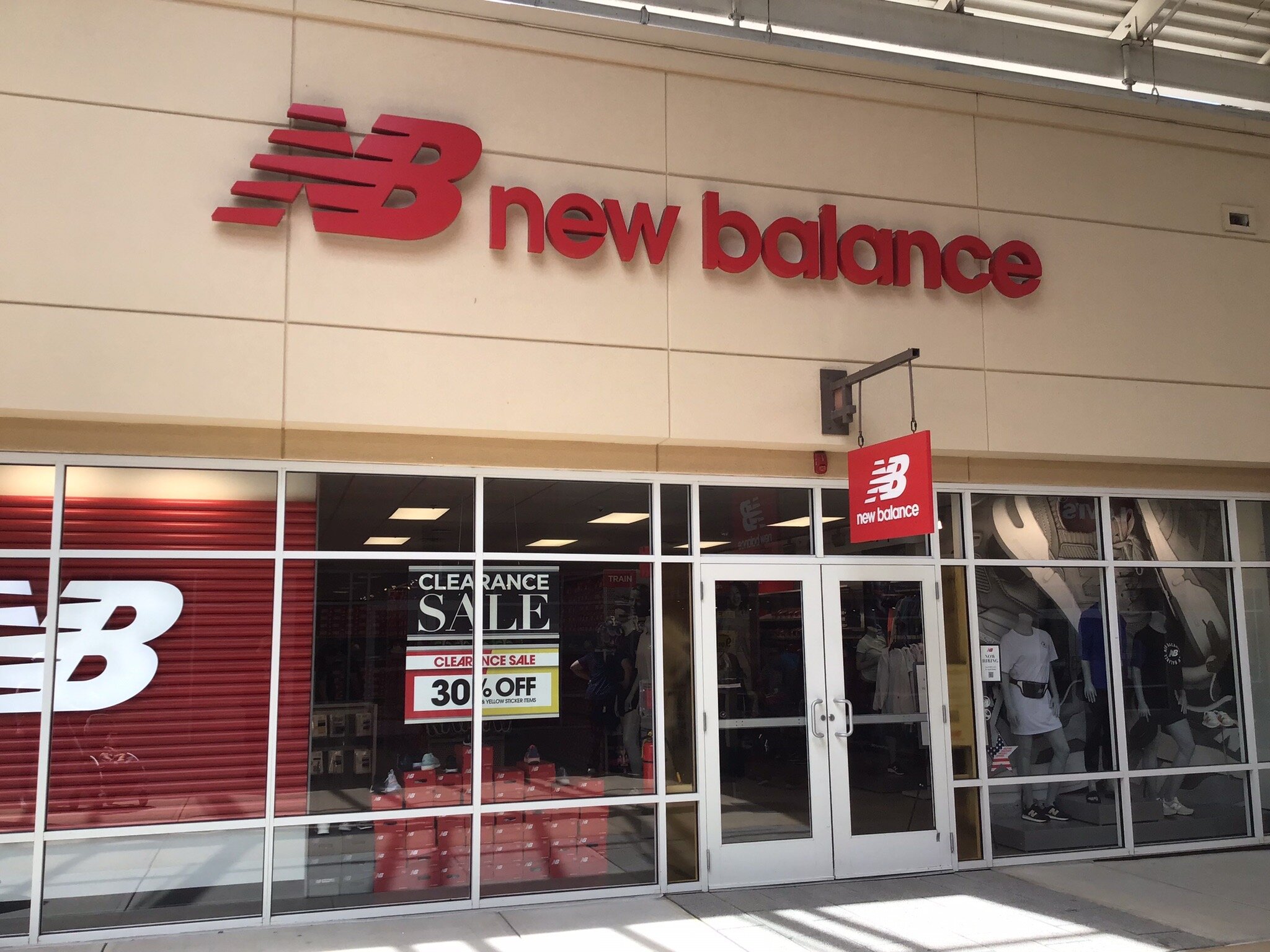 new balance outlet aurora