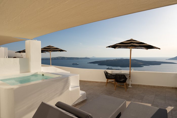 ASHA LUXURY SUITES - Updated 2024 Prices & Hotel Reviews (Santorini/Fira)