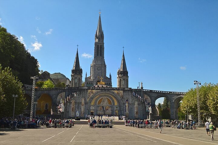 2023 Private guided tours of Lourdes - Reserve Now