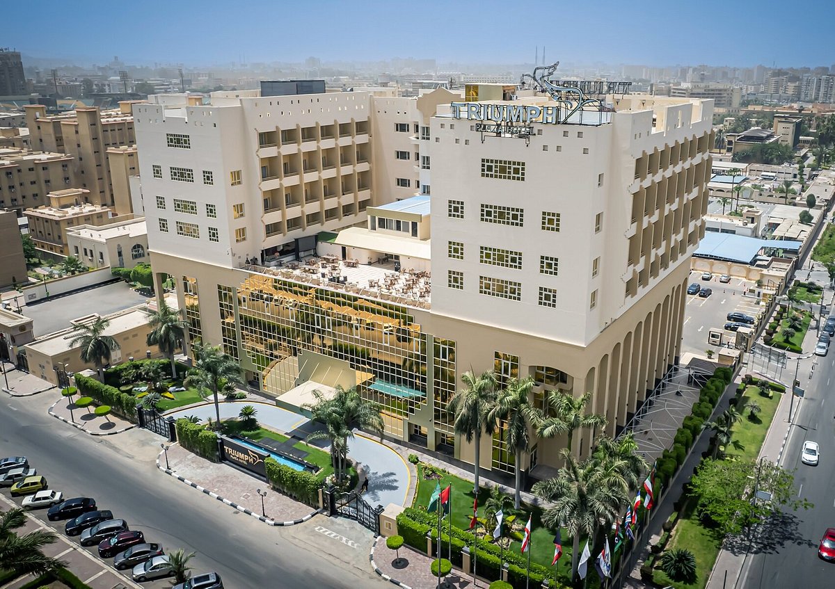 فندق تريومف، فندق في القاهرة