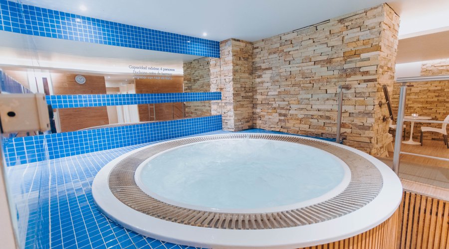 Spa: Hidromasajes piso de caballeros