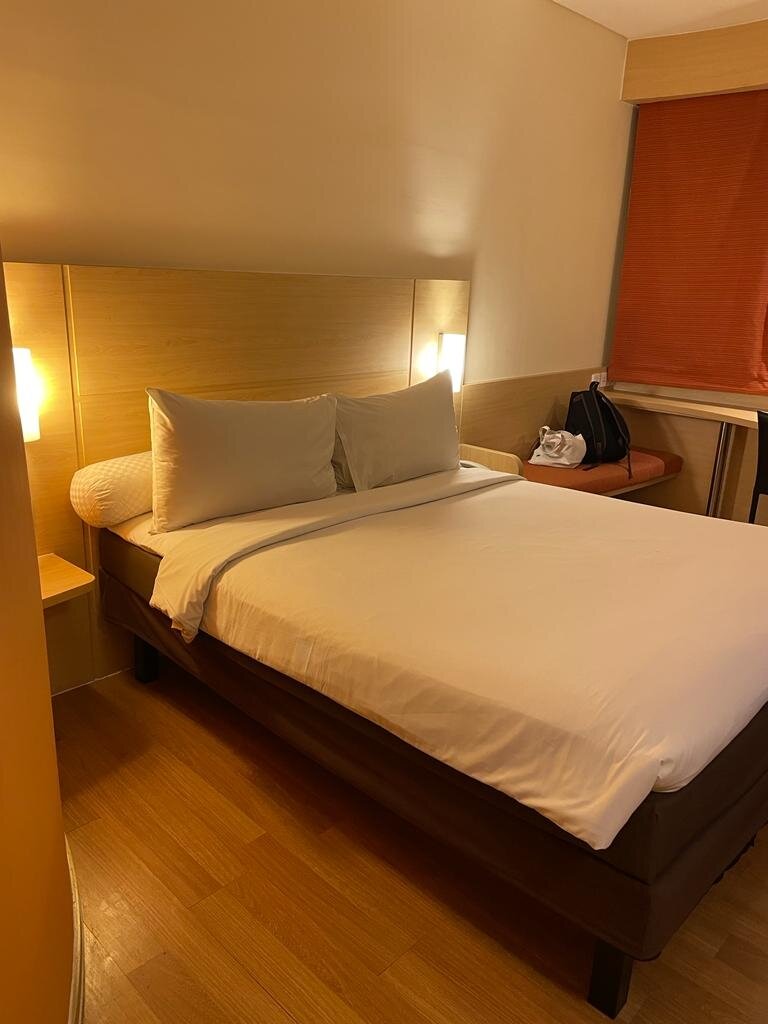 IBIS JAKARTA HARMONI (Indonesia) - Ulasan & Perbandingan Harga Hotel ...