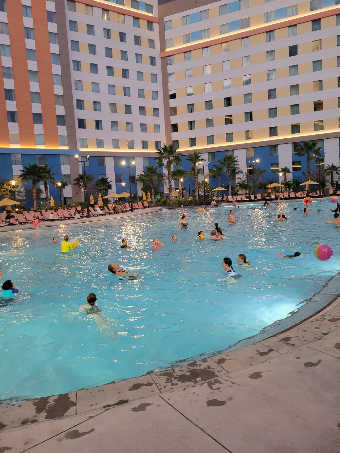 Universals Endless Summer Resort Dockside Inn And Suites Pool Pictures And Reviews Tripadvisor 