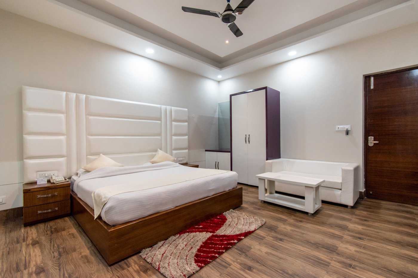 MITTAL HOTEL - Updated 2024 Prices & Guest house Reviews (Pathankot, India)