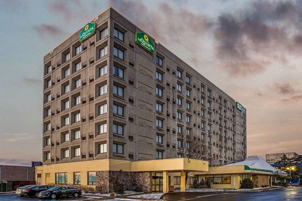 La Quinta Inn &amp; Suites by Wyndham New Haven, hotell i New Haven