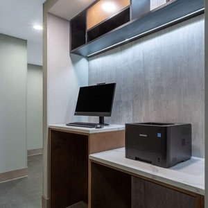 La Quinta Inn &amp; Suites by Wyndham Ft. Myers-Sanibel Gateway, hotel in Fort Myers