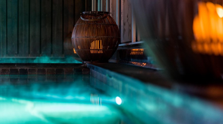 Asia Spa (entré krävs)