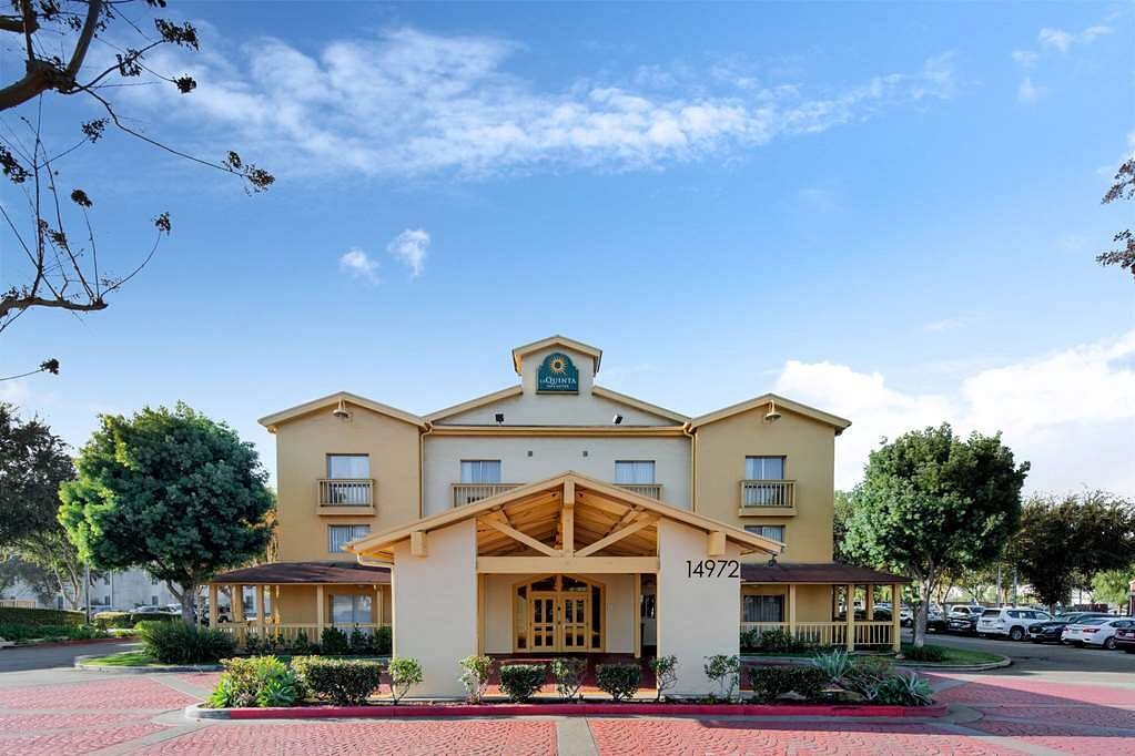 ‪La Quinta Inn &amp; Suites by Wyndham Irvine Spectrum‬، فندق في ‪Irvine‬
