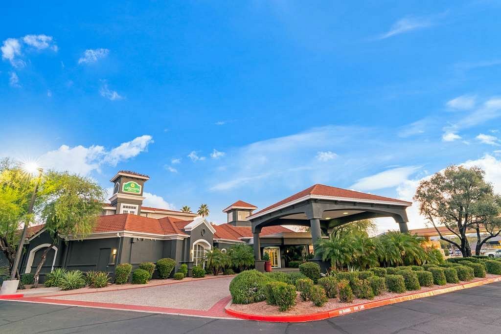 La Quinta Inn &amp; Suites by Wyndham Phoenix Scottsdale, hotel in Fountain Hills
