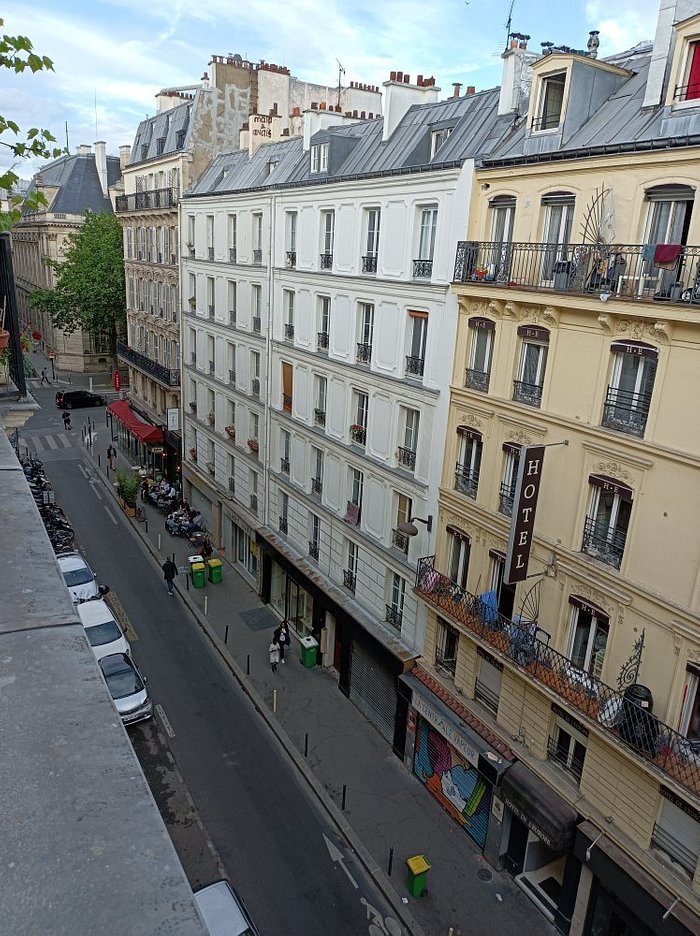 HOTEL PARIS VOLTAIRE - Prices & Reviews (France)