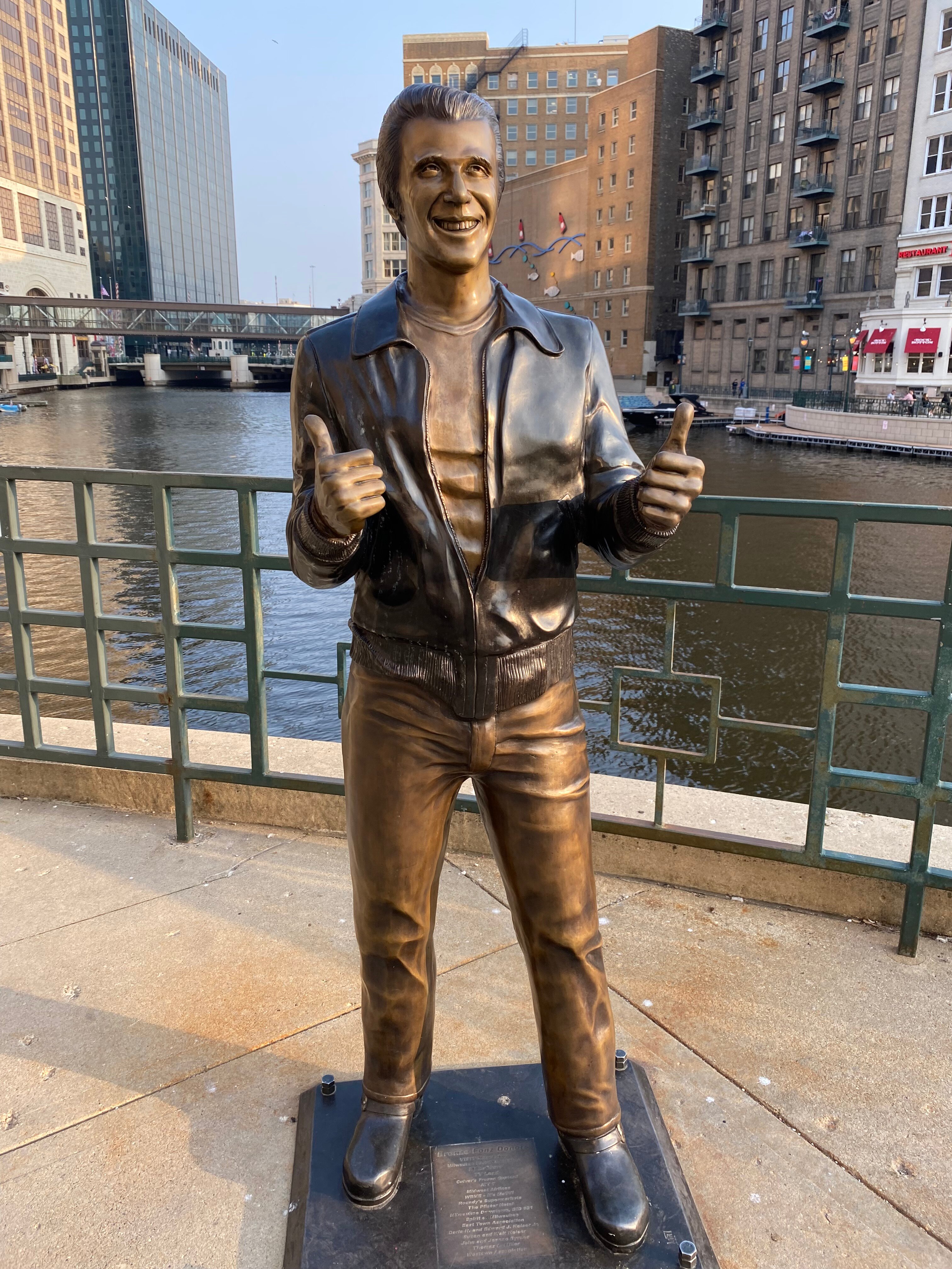 2025年 Bronze Fonz - 出発前に知っておくべきことすべて 2025年 Bronze Fonz - 出発前に知っておくべきことすべて