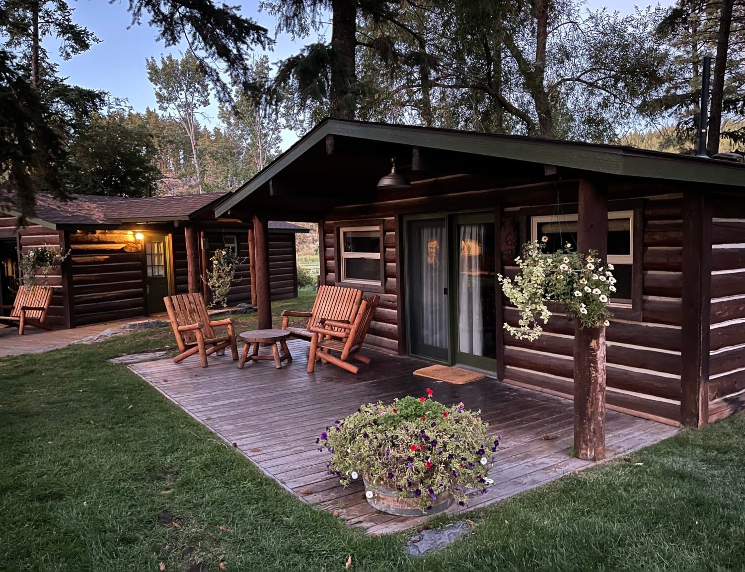 Flathead Lake Lodge by null