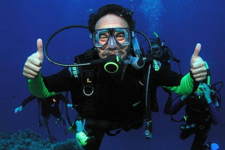 Intro to Scuba Diving in Kaanapali