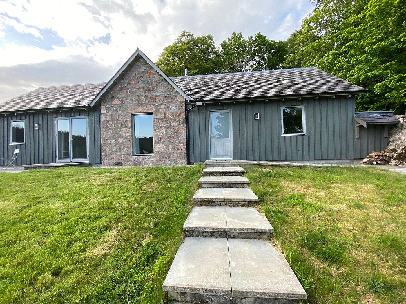 FINZEAN ESTATE HOLIDAY COTTAGES Updated 2024 Lodging Reviews