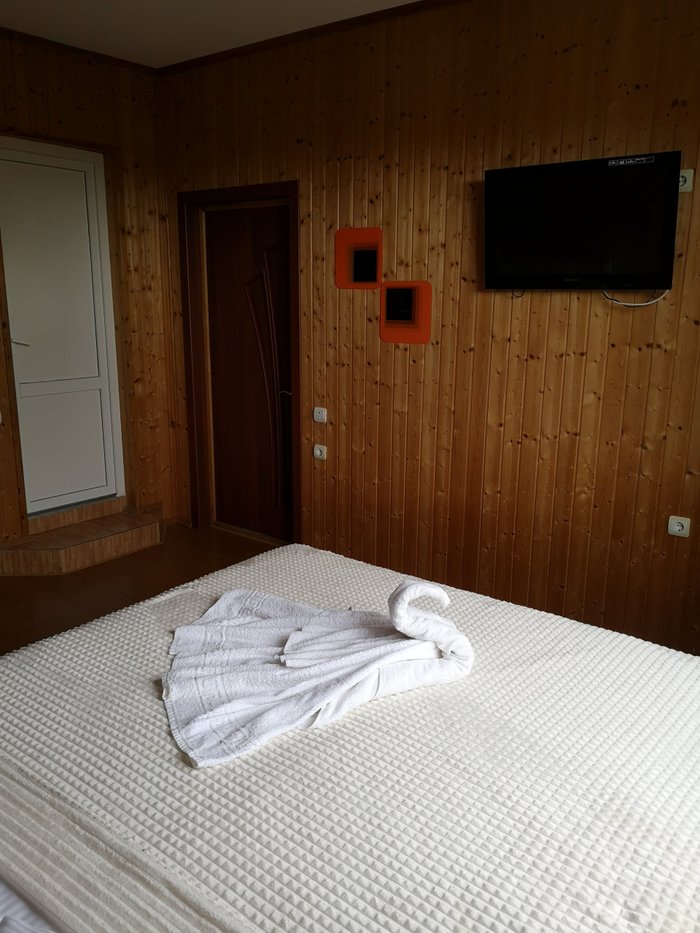 Гостевой дом форелька абхазия. Турбаза Шарыжалгай Иркутск. Linna Hostel Выборг. Турбаза Шарыжалгай на Байкале