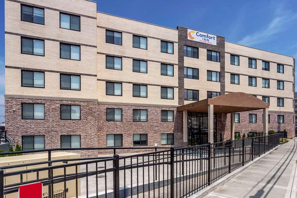 COMFORT INN JFK AIRPORT Updated 2024 Reviews Photos Prices   Hotel Exterior 