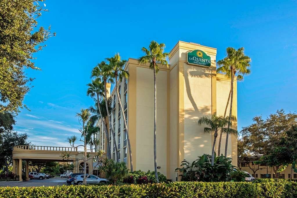 La Quinta Inn &amp; Suites by Wyndham West Palm Beach Airport, hotel em West Palm Beach