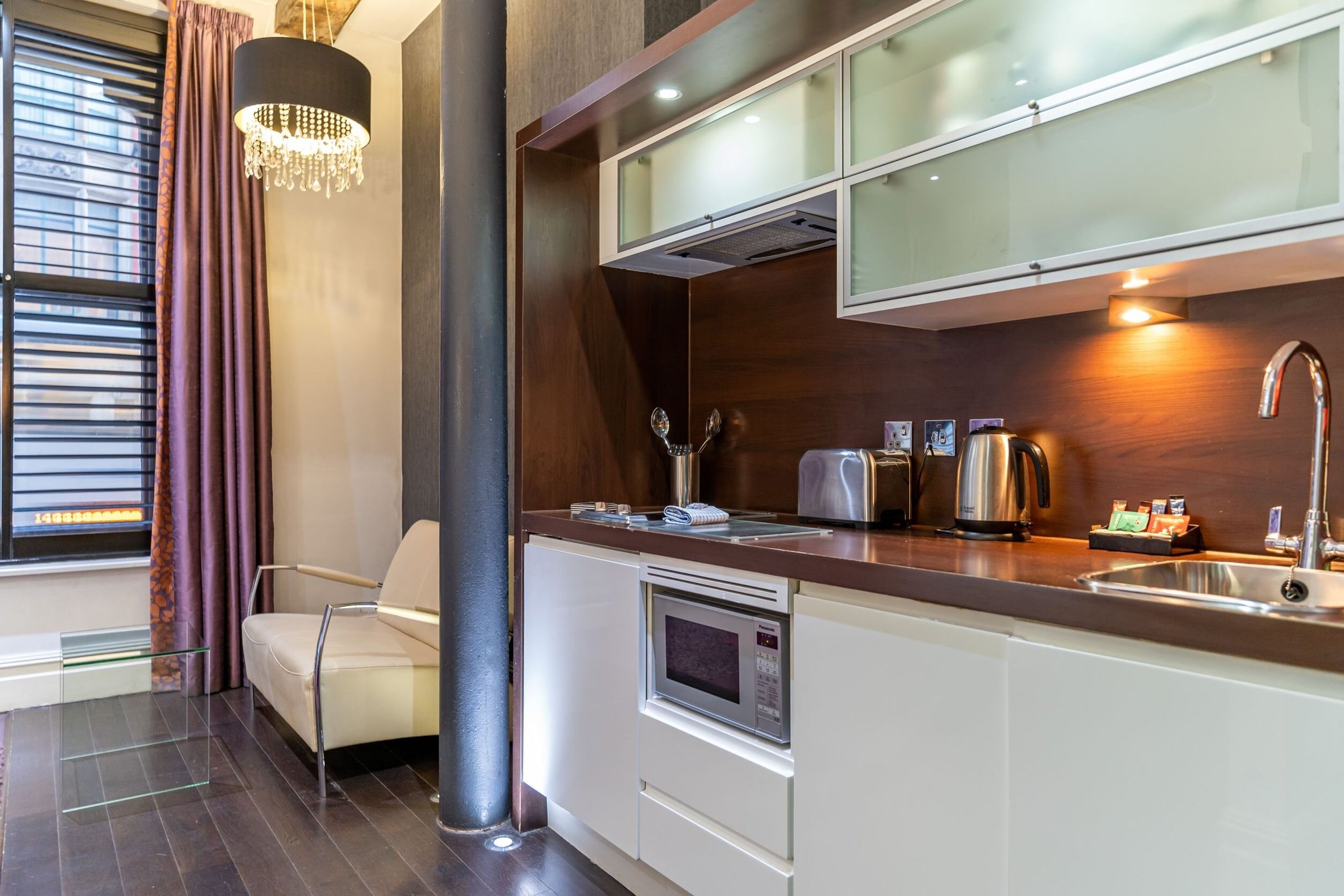 Roomzzz Aparthotel Manchester City by null