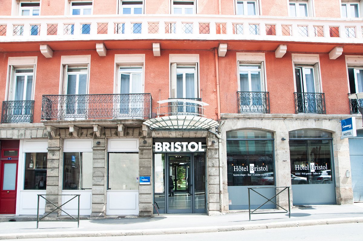 Hotel Bristol, hôtel à Auvergne