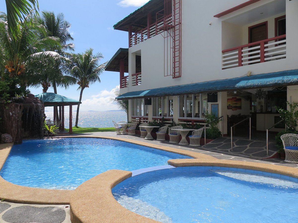 BADLADZ Beach and Dive Resort, hotel in Mindoro