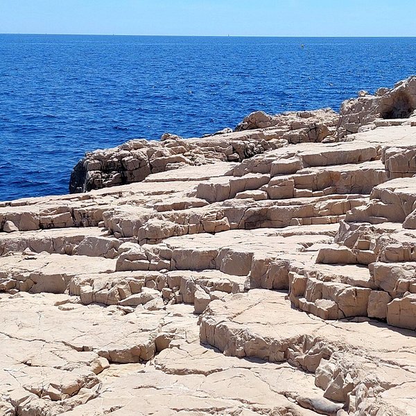 Plage De La Grande Mer Cassis Ce Quil Faut Savoir Pour Votre Visite 1025