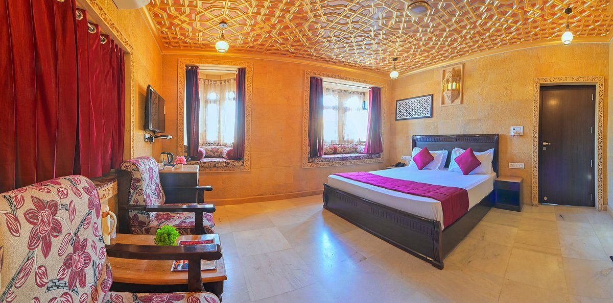 Hotel Sky Plaza, hotell i Jaisalmer