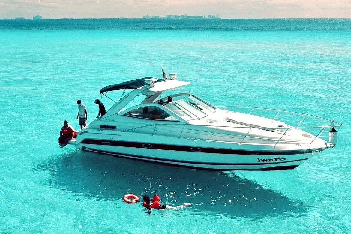 cancun party boat rental