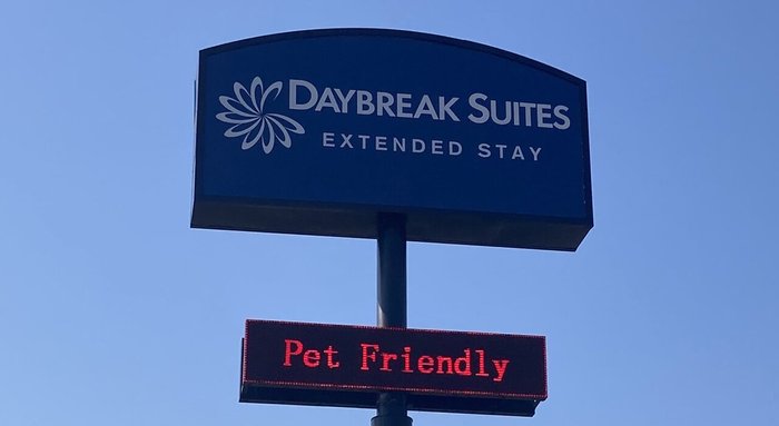 DAYBREAK SUITES EXTENDED STAY - JACKSON - Specialty Hotel Reviews (TN)