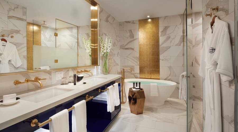 Platinum Suite Bathroom