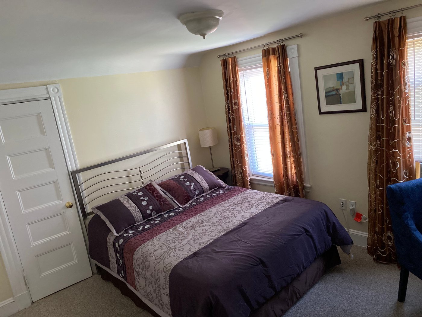 BOWERS HOUSE BED AND BREAKFAST - Prices & B&B Reviews (Somerville, MA)