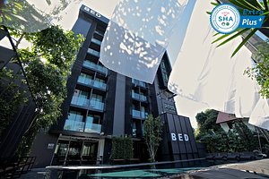 BED Nimman Hotel in Chiang Mai, image may contain: City, Condo, High Rise, Urban